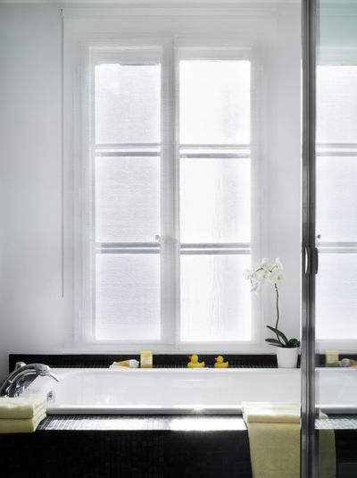 Roller Blind Systems, Room shot "Private Residence", Thun, Switzerland