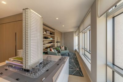 Roller Blind Systems, SG 4960, Multiscreen 1-10%, Centre Point, London, United Kingdom, Recess